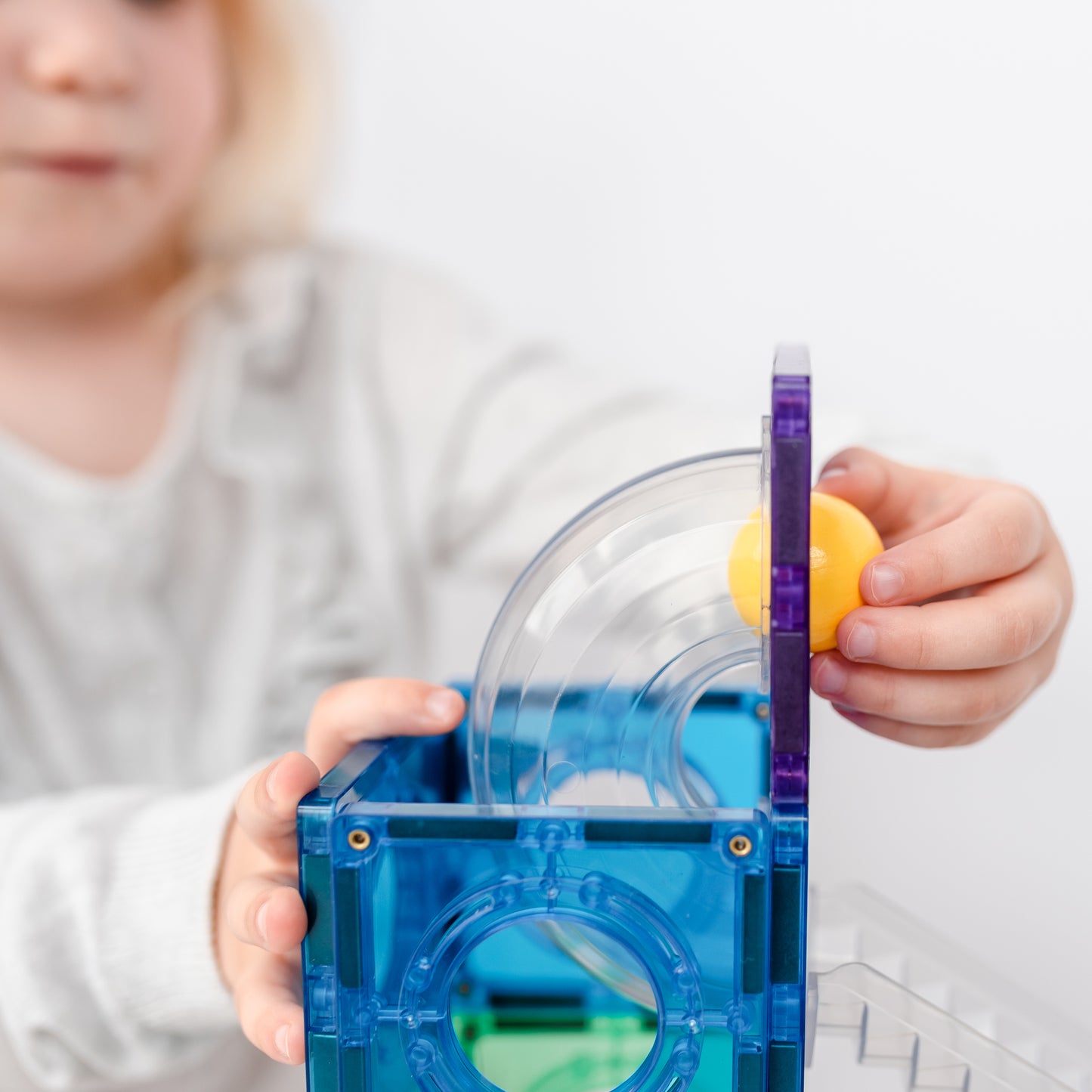 Magnetic Tiles - 12 pc Rainbow Ball Pack