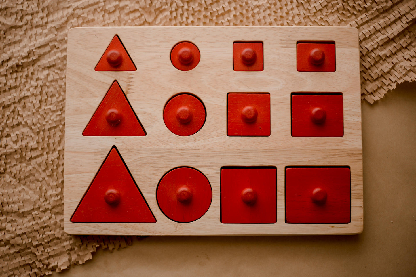 Shape Peg Puzzle Seriation