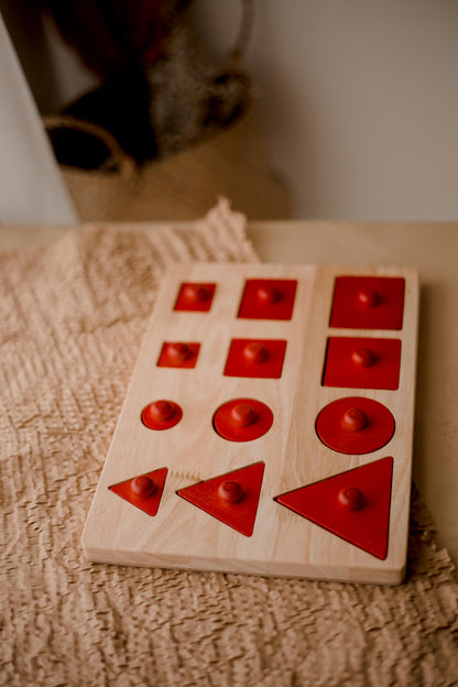 Shape Peg Puzzle Seriation