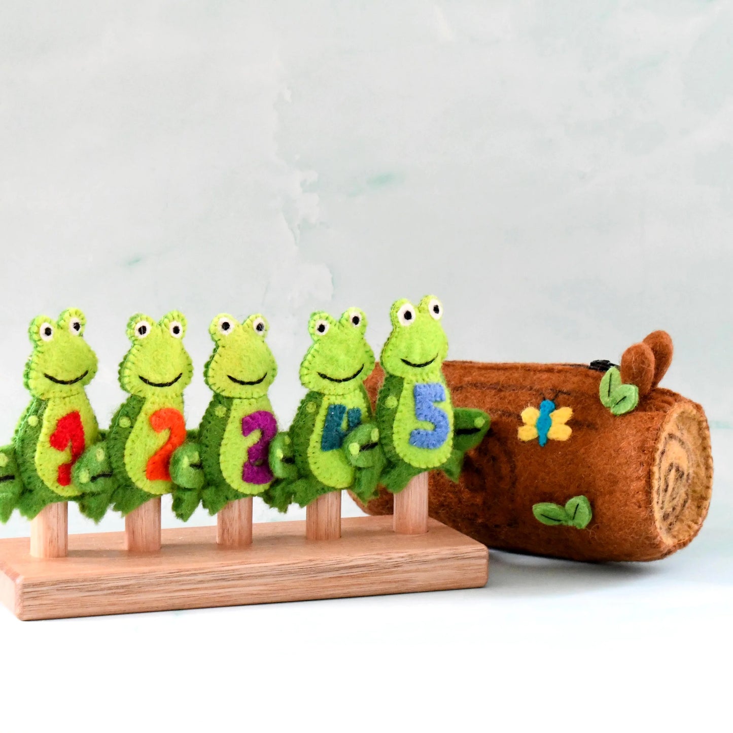 Finger Puppet Set - 5 Little Speckled Frogs