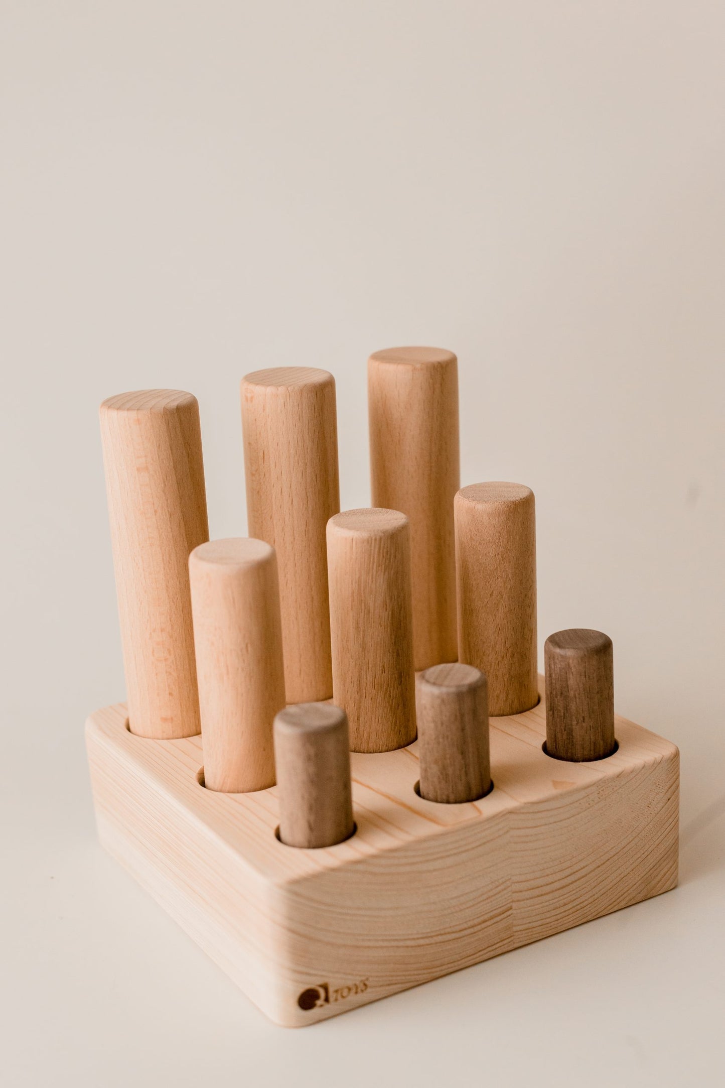 Wooden Peg Puzzle